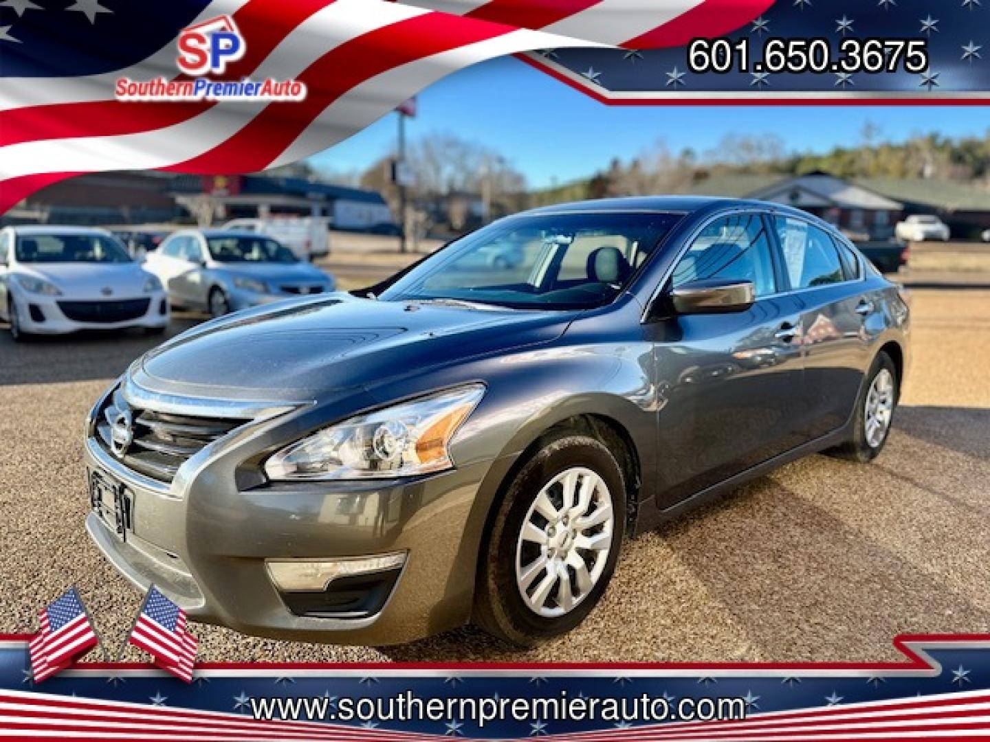 2014 GRAY NISSAN ALTIMA 2.5; 2.5 S; 2 (1N4AL3AP6EC) , located at 922 W. Beacon St., Philadelphia, MS, 39350, (601) 650-3675, 32.770447, -89.127151 - Photo#2